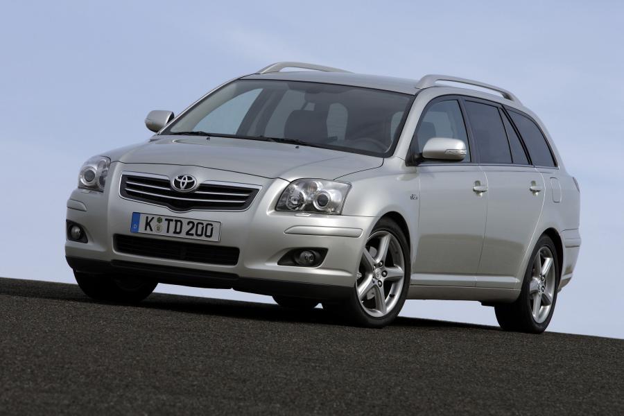  Toyota Avensis Wagon 2006 года  (фото 50 из 71)